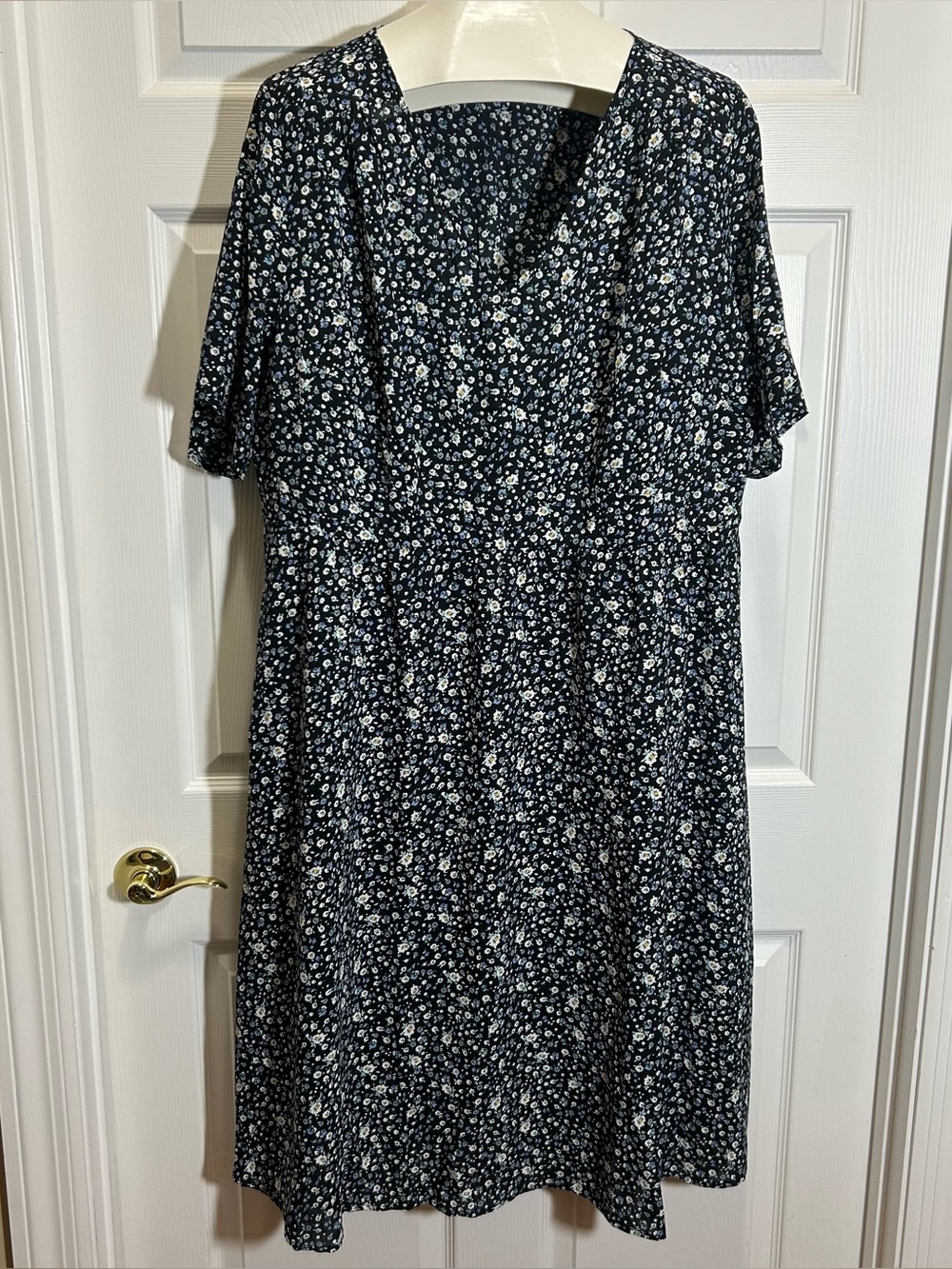 BloomChic Navy & White Ditsy Floral Midi Dress